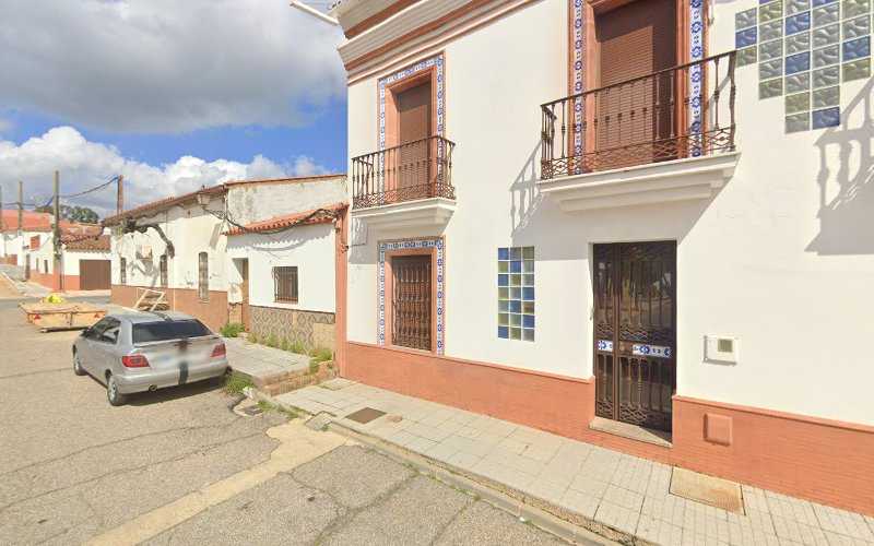 Fotografia tomada fuera de Materiales de Construcción Pepi Lozano - Proveedor de materiales de construcción en Nerva, Huelva