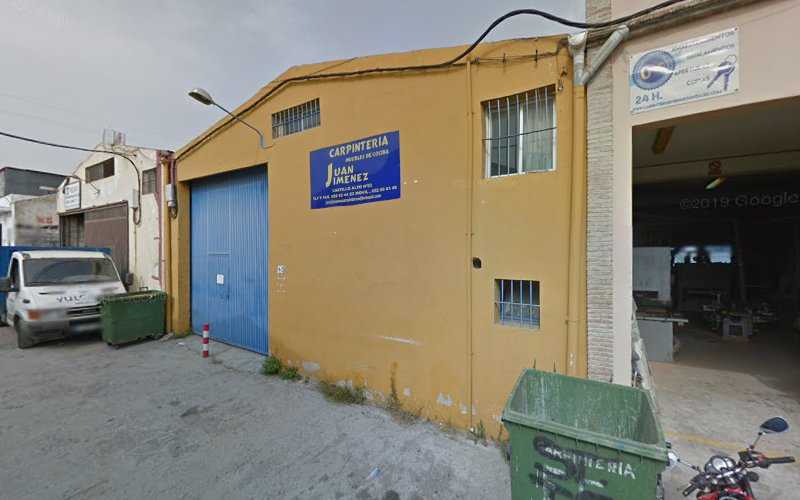 Fotografia tomada fuera de Juan José Jiménez Ruiz - Carpintería metálica y de aluminio en Nerja, Málaga