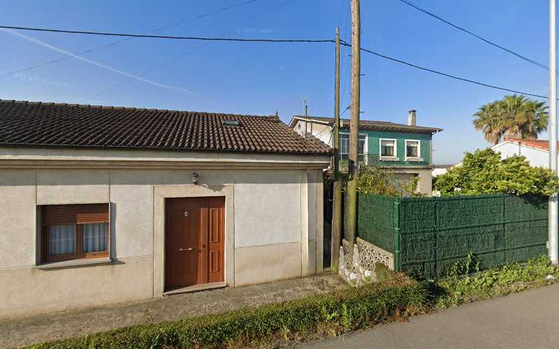 Fotografia tomada fuera de MyMobel Meres - Tienda de muebles en Meres, Asturias