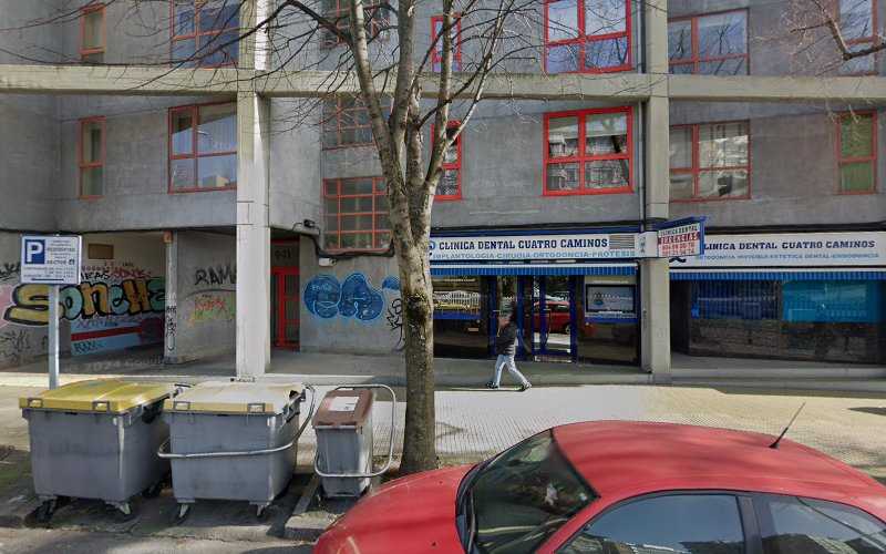 Fotografia tomada fuera de CABINAS DE PINTURA HIDRA SL. - Carpintero en A Coruña, A Coruña