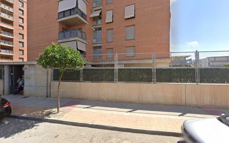 Fotografia tomada fuera de Encarnación Llamas Bermudez - Carpintería metálica y de aluminio en Lorca, Murcia