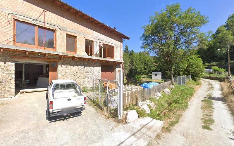 Fotografia tomada fuera de Fusteria Iglesias - Fabricant de mobles en Martinet, Lérida