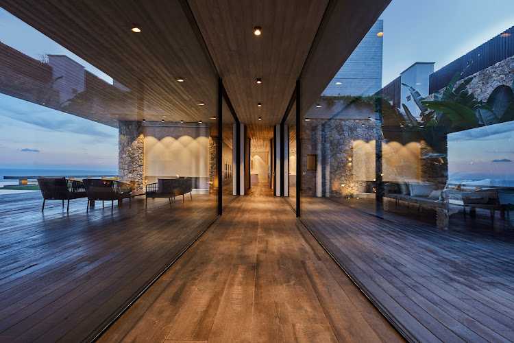 Fotografia tomada fuera de TALLERES MIQUEL SINEU S.L. - Carpintería metálica y de aluminio en Sineu, Baleares