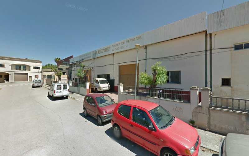 Fotografia tomada fuera de Pons Sineu - Tienda de armarios en Sineu, Baleares