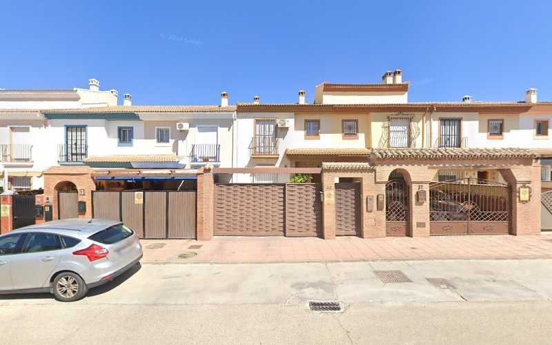 Fotografia tomada fuera de Carpintería Becerra - Carpintería en Ronda, Málaga