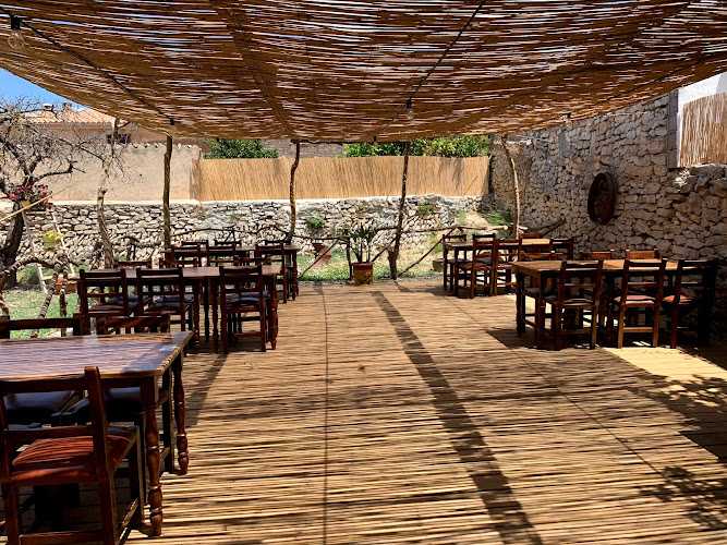Fotografia tomada fuera de Celler de Randa - Restaurante mallorquín en Randa, Baleares