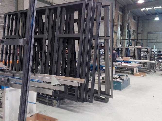 Fotografia tomada fuera de Persianes Seu SL - Carpintería metálica y de aluminio en Montferrer, Lérida