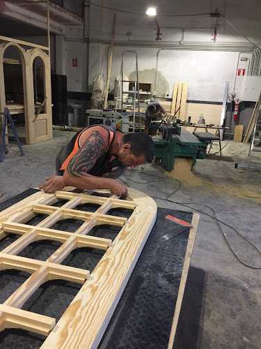 Fotografia tomada fuera de Muebles LazartDimencion - Carpenter en Torrevieja, Alicante