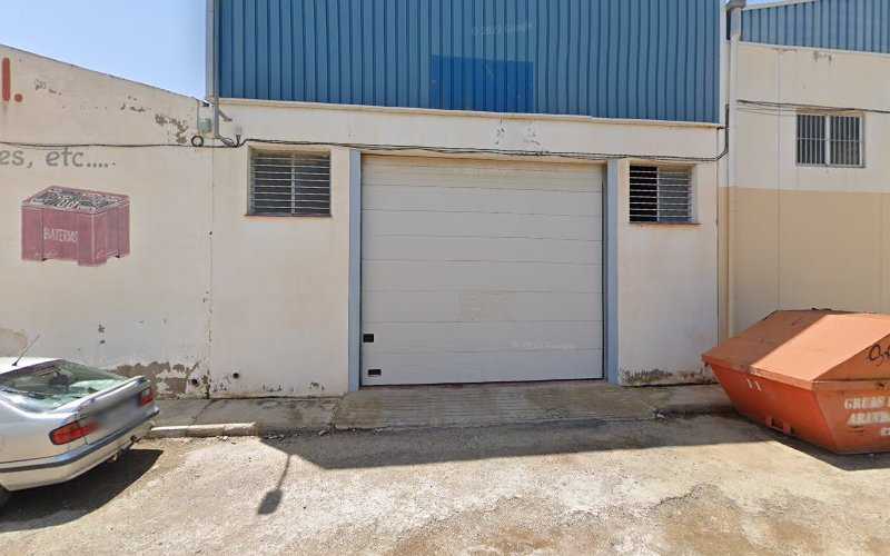 Fotografia tomada fuera de VidalMobiliario - Carpintería en San Javier, Murcia