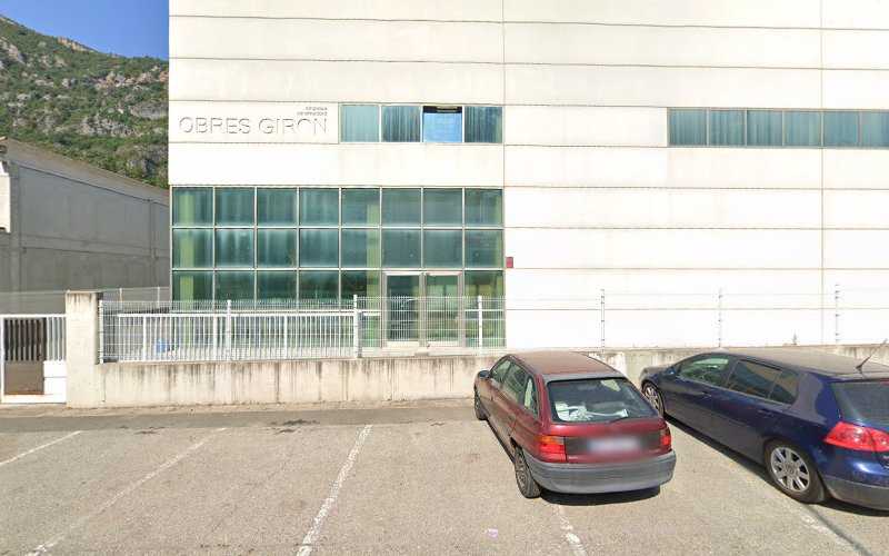 Fotografia tomada fuera de Modulexter - Carpintero en El Pont de Suert, Lérida