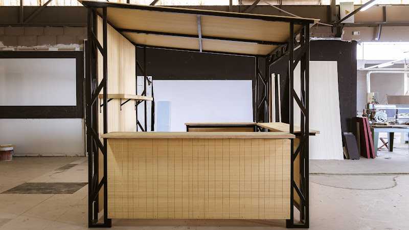 Fotografia tomada fuera de Efímera Studio - Carpintería en Santa Cruz de Tenerife, Santa Cruz de Tenerife