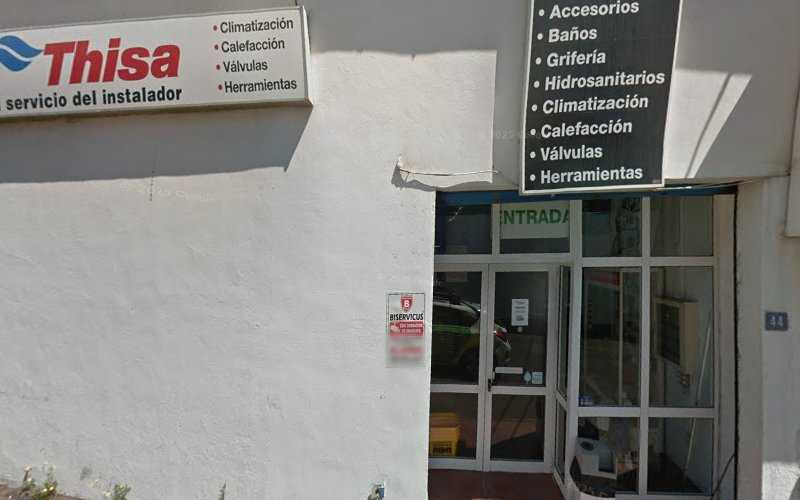 Fotografia tomada fuera de AMH Estructuras Metálicas - Carpintería en La Laguna, Santa Cruz de Tenerife