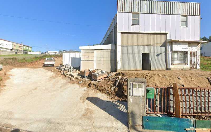 Fotografia tomada fuera de Metálica Varsan - Carpintería metálica y de aluminio en Arteixo, A Coruña