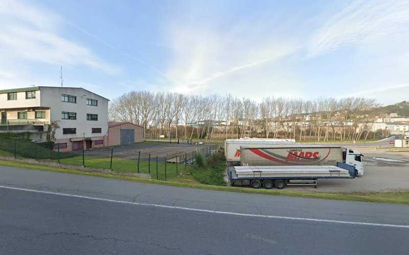 Fotografia tomada fuera de Perfiles De Aluminio - Carpintería metálica y de aluminio en Arteixo, A Coruña