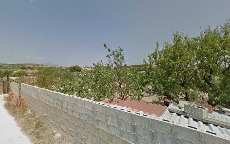 Fotografia tomada fuera de Chapas Decorativas - Carpintería metálica y de aluminio en L'Alfàs del Pi, Alicante