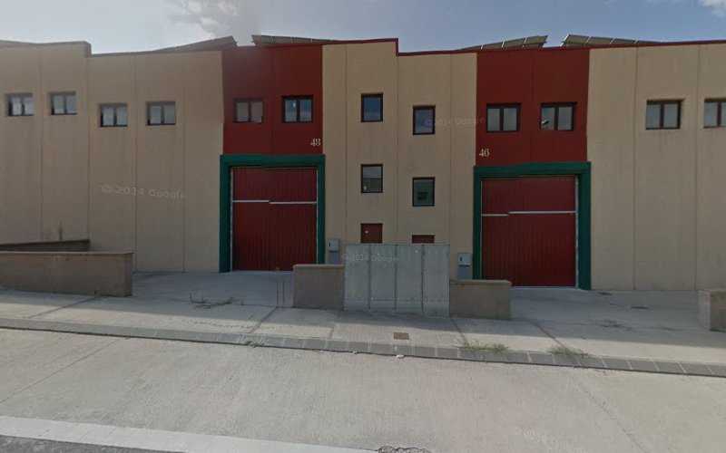 Fotografia tomada fuera de MULTIPUERTAS MARESME S.L - Carpintería en Llinars del Vallès, Barcelona