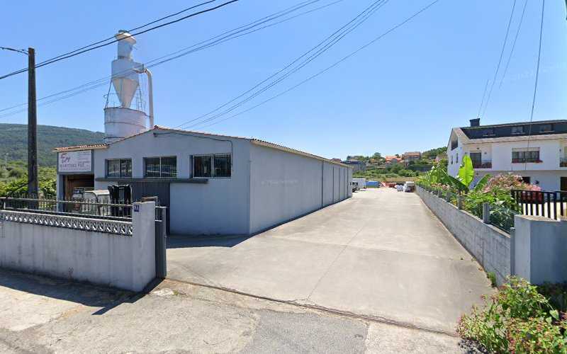 Fotografia tomada fuera de CARPINTERIA MARTINEZ PAZ S.L. - Carpintero en Pontevedra, Pontevedra