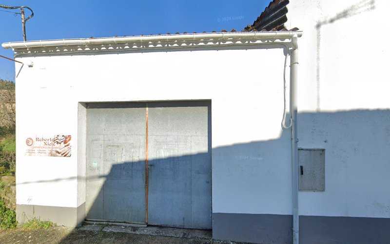 Fotografia tomada fuera de Aglomadera S.L. - Carpintería en Negreira, A Coruña