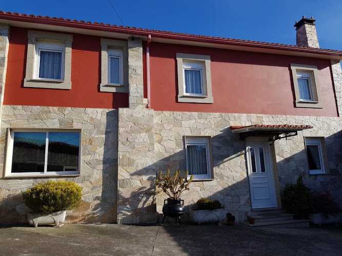 Fotografia tomada fuera de Aluminios Negreira - Carpintería metálica y de aluminio en Alvedro, A Coruña