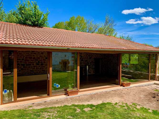 Fotografia tomada fuera de Carpintería Cantabria PVC y Aluminio - Carpintería metálica y de aluminio en Reinosa, Cantabria