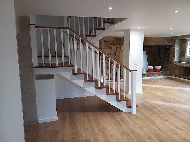 Fotografia tomada fuera de Carpintería Monteira - Carpintería en Esteiro, A Coruña