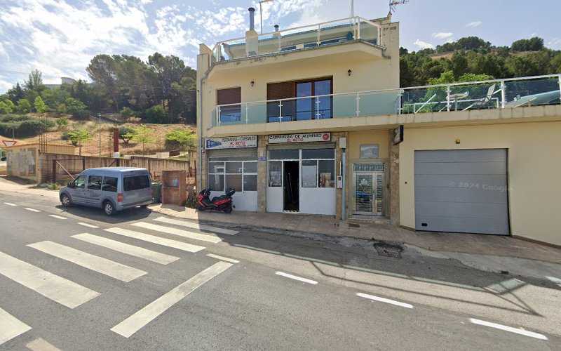 Fotografia tomada fuera de Carpinteria De Aluminio El Reto - Carpintería metálica y de aluminio en Iruela (La), Jaén