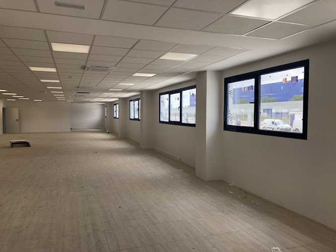 Fotografia tomada fuera de Aluminios Salzillo - Carpintería metálica y de aluminio en Móstoles, Madrid