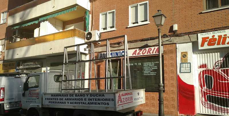 Fotografia tomada fuera de Aluminios Azorín - Carpintería metálica y de aluminio en Móstoles, Madrid