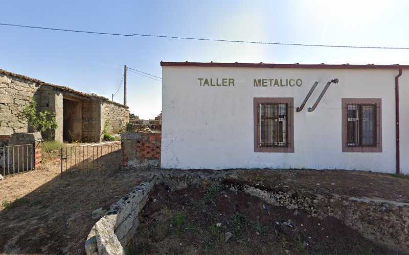 Fotografia tomada fuera de Aluminio y metal DH - Taller de metalurgia en Moralina, Zamora