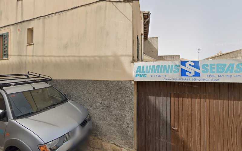 Fotografia tomada fuera de Aluminis Sebastiá - Carpintería metálica y de aluminio en Montuïri, Baleares