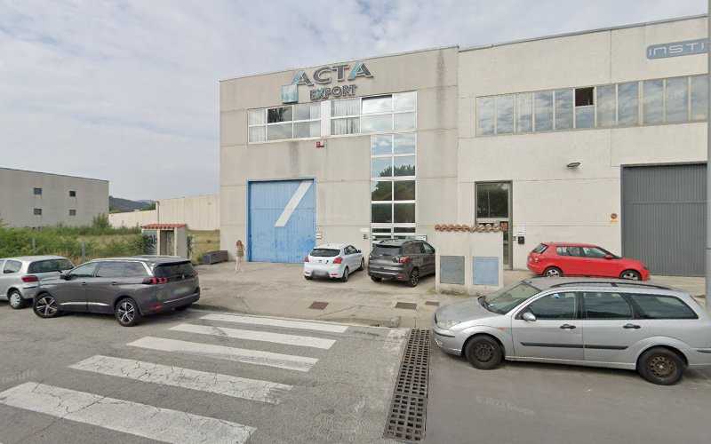 Fotografia tomada fuera de Acta Export - Carpintería metálica y de aluminio en Montmeló, Barcelona