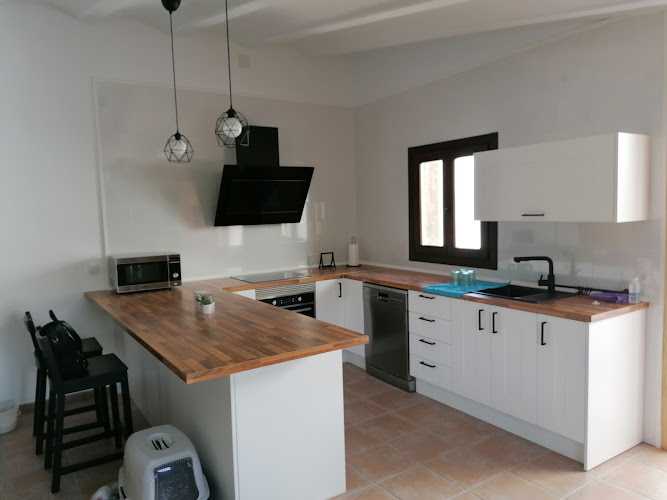 Fotografia tomada fuera de CARPINTERIA GASPAR - Carpintería en Beas de Segura, Jaén