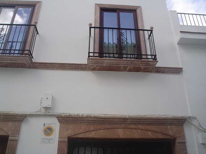 Fotografia tomada fuera de Carpinteria Metalica Antonio Urbano Madrid - Metalwork en Montilla, Córdoba