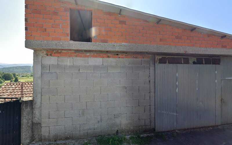 Fotografia tomada fuera de Antonio Faro Carpintería - Tienda de armarios en Mondariz, Pontevedra
