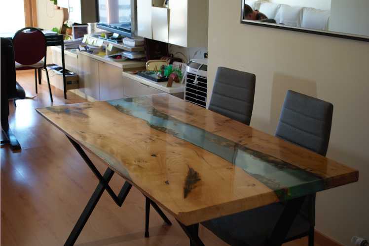 Fotografia tomada fuera de Soriapoxy - Carpintería en Las Casas, Soria