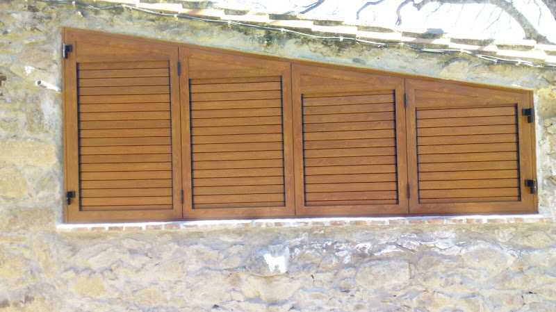 Fotografia tomada fuera de Carpintería Metálica Plasencia, S.L. CAMPLAS - Carpintería metálica y de aluminio en Plasencia, Cáceres