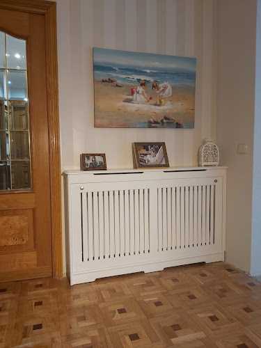 Fotografia tomada fuera de Armarios a medida Madrid - Armarios Ginés - Tienda de armarios en Madrid, Madrid