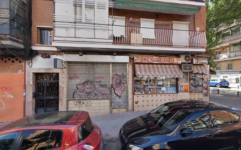 Fotografia tomada fuera de Carpintería Pavón - Tienda de armarios en Madrid, Madrid