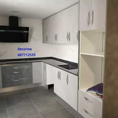 Fotografia tomada fuera de Carpinteria De Madera Decorma - Fuster en Paterna, Valencia