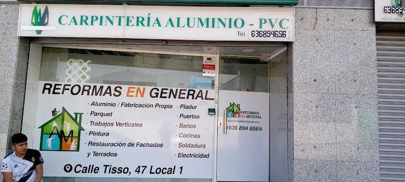 Fotografia tomada fuera de Carpintería Aluminio - PVC - Botiga d'armaris en Barcelona, Barcelona