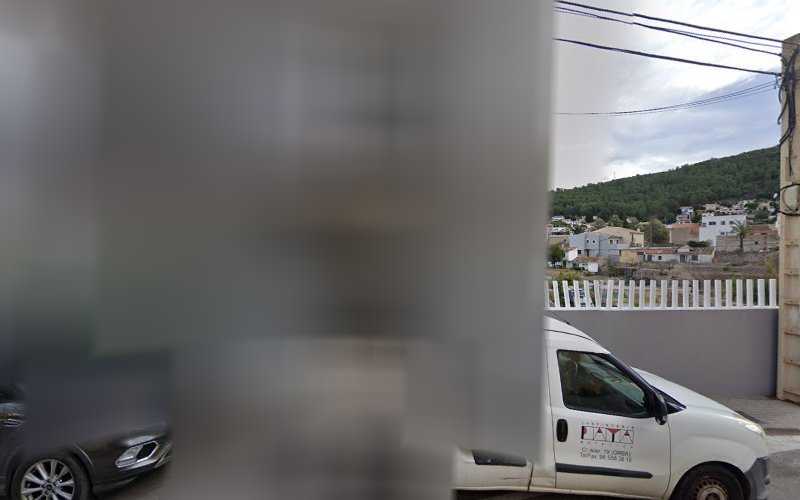 Fotografia tomada fuera de Carpintería Metálica Payà - Carpintería metálica y de aluminio en Orba, Alicante