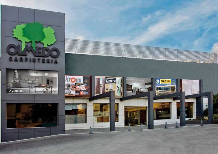 Fotografia tomada fuera de Carpintería Olmedo - Home Designers - Carpintería en L'Alfàs del Pi, Alicante