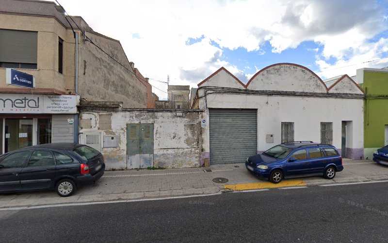 Fotografia tomada fuera de Neometal Carpintería Metálica - Carpintería metálica y de aluminio en Palmera, Valencia