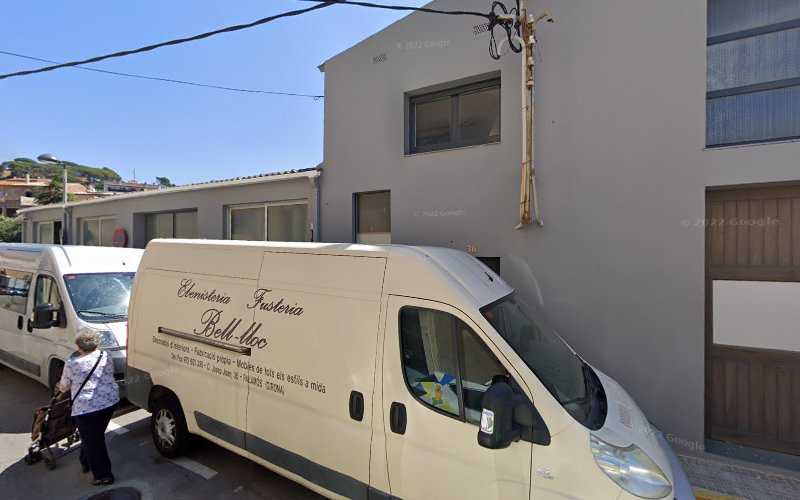 Fotografia tomada fuera de Bell-lloc - Fuster en Palamós, Girona