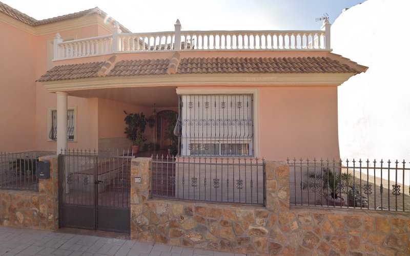 Fotografia tomada fuera de Carpintería Godoy - Carpintero en Laujar de Andarax, Almería