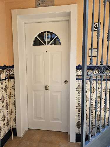 Fotografia tomada fuera de Ubaldo Carpinteros - Carpintería en Huércal de Almería, Almería