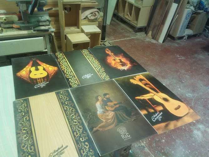 Carpinteria R.CARMONA cajones flamencos R&C - Carpintería en Huércal de Almería, Almería