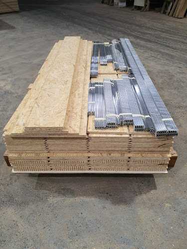 Fotografia tomada fuera de VIMARIN MUEBLES Y COMPLEMENTOS S.L. - Carpintería en Ourense, Orense