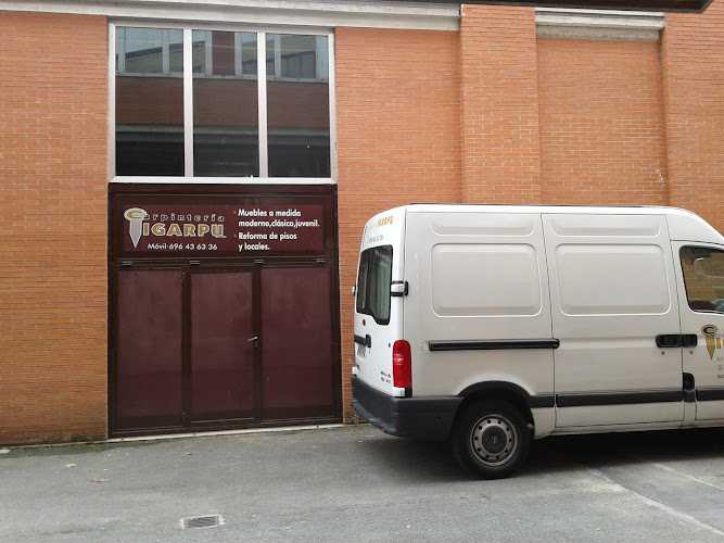Fotografia tomada fuera de Carpintería Igarpu S.L. - Carpintero en Donostia-San Sebastian, Guipúzcoa