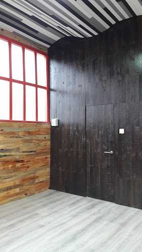 Fotografia tomada fuera de AMESKUA AROTZAK - Carpintería en Antzuola, Guipúzcoa